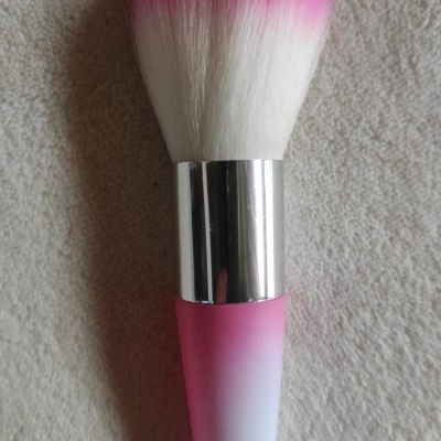 Pincel para Pó - Cor de Rosa e Branco