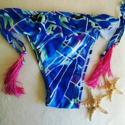 Cueca de Bikini Azul com Folhos