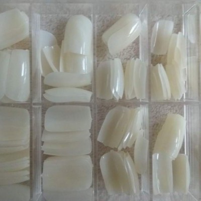 Caixa de 100 Tips Quadradas com cantos arredondados - Cor Natural