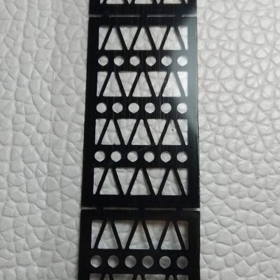 Stencil Bolinhas e Triângulos