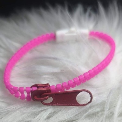 Pulseira Cor de Rosa Fecho Zipper