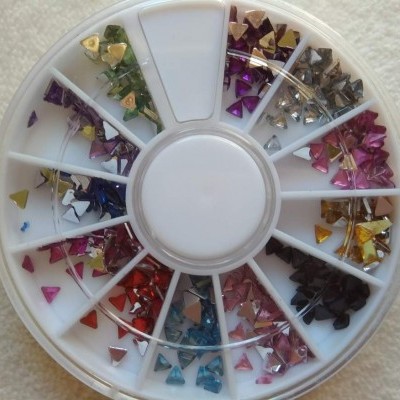 Rodinha Pedras Triângulares Coloridas