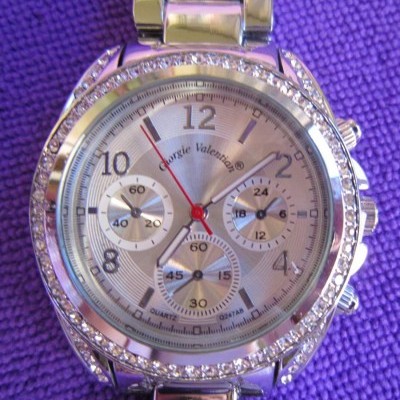 Relógio Mulher Prateado Com Brilhantes
