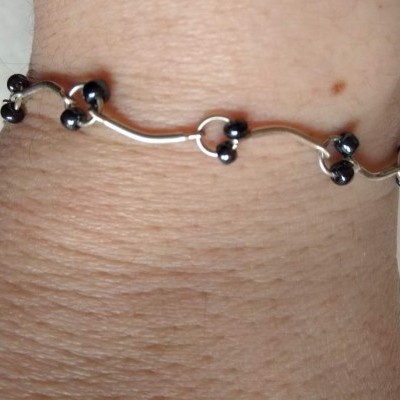 Pulseira Prateada Bolinhas Azuis