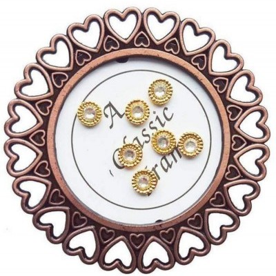 Peça 3D Dourada com Pérolas