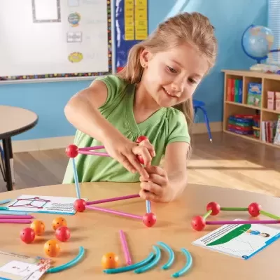 STEM Explorers™ Geomakers™ Construções geométricas STEM Explorers™ Geomakers™ Construções geométricas