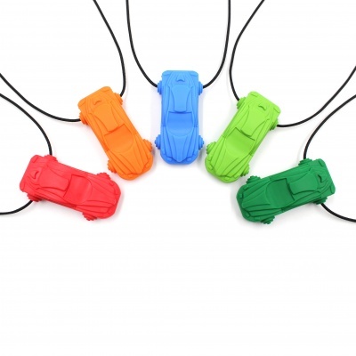 Mordedor em colar carro - ARK’s Racecar Mordedor em colar carro - ARK’s Racecar