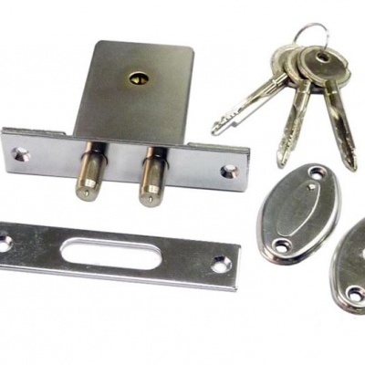 Conjunto de fechadura cromada com chaves e acessórios