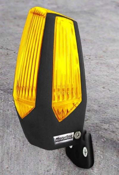 Sinalizador ou luz de bicicleta amarelo com corpo preto e etiqueta motorline