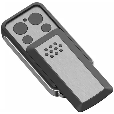 Comando remoto cinza prateado com tampa deslizante e botões redondos