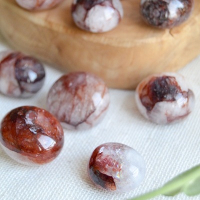 QUARTZO&#x20;HEMATOIDE&#x20;ROLADO