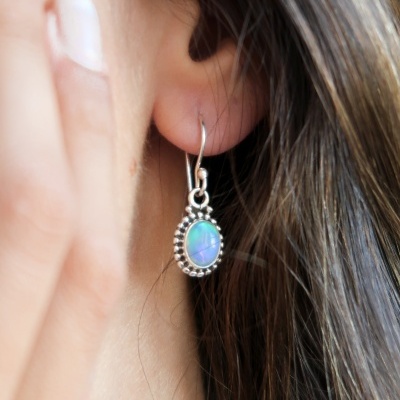 BRINCOS&#x20;DE&#x20;PRATA&#x20;C&#x2F;&#x20;OPALA&#x20;DA&#x20;ETI&#x00D3;PIA