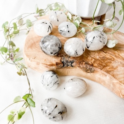 QUARTZO&#x20;TURMALINADO&#x20;ROLADO