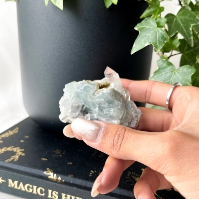 DRUSA&#x20;DE&#x20;QUARTZO&#x20;C&#x2F;&#x20;APATITE&#x20;E&#x20;BARITE&#x20;PORTUGUESA