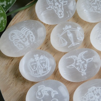 PALM&#x20;SELENITE&#x20;SIGNO