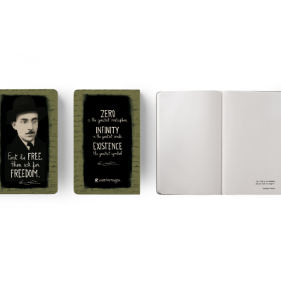 Livro de excertos poéticos Fernando Pessoa (ING)