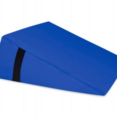 Almofada de massagem em cunha em couro sintético com 40x50x13cm