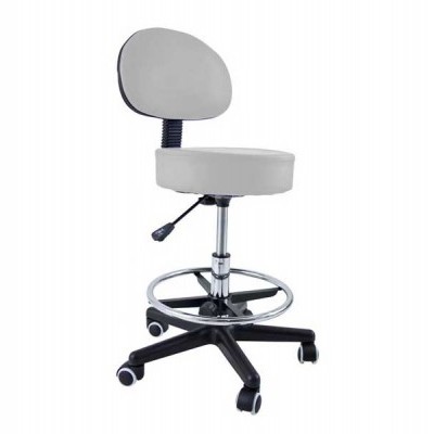 Cadeira com pousa-pés