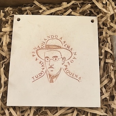 Tudo vale a pena quando a alma não é pequena - Fernando Pessoa