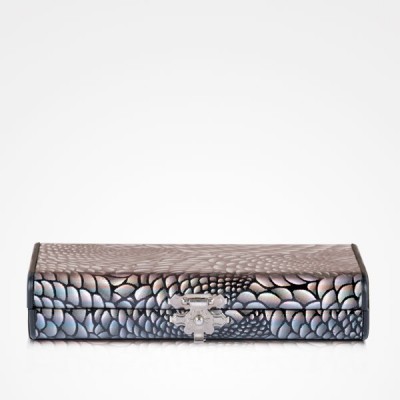 https://www.smartbeauty.pt/product/biful-scales-negro-kit-de-manicura-7-pecas https://www.smartbeauty.pt/product/biful-scales-negro-kit-de-manicura-7-pecas