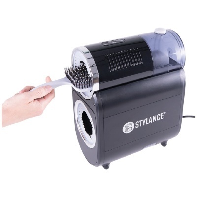 Aparelho elétrico preto STYLANCE com escova de cabelo e recipiente transparente