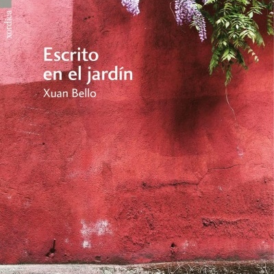 Escrito en el jardín