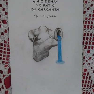 Raiz Densa no Pátio da Garganta