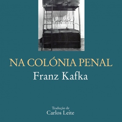 Na Colónia Penal