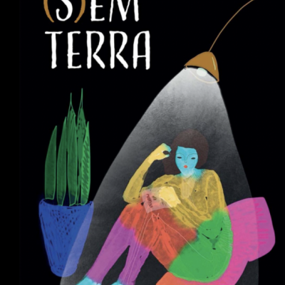 Capa de livro com título '(S)EM TERRA' e ilustração de pessoa sentada num sofá sob candeeiro.