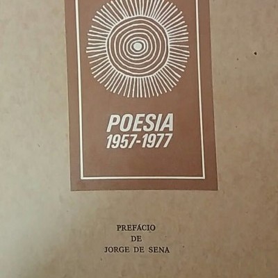 Capa de livro com título, autor e informações de edição em português