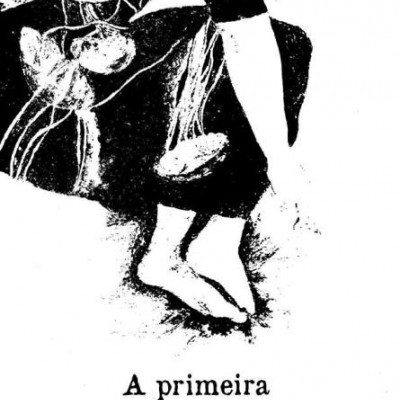 Ilustração preto e branco de pernas e texto 'A primeira urina da manhã'