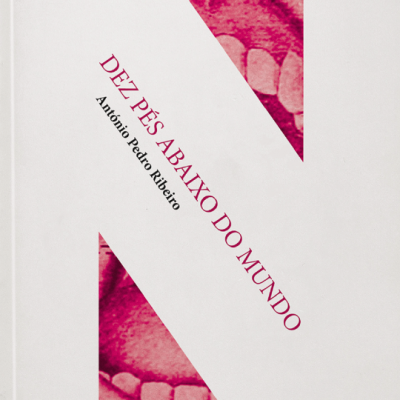 Dez Pés Abaixo do Mundo