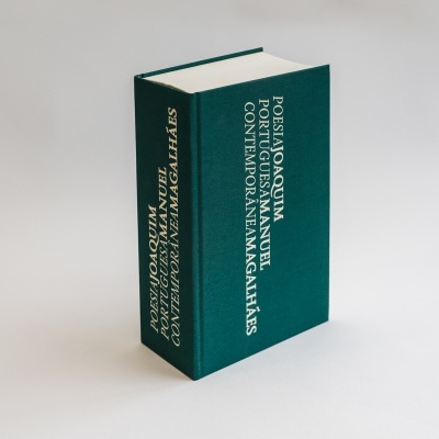 POESIA PORTUGUESA CONTEMPORÂNEA - JOAQUIM MANUEL MAGALHÃES