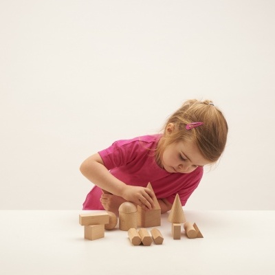 Sólidos Geométricos em Madeira