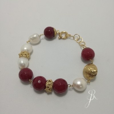 Pulseira de perolas barrocas 10mm pedras naturais rubilite 12mm c/pepita e aplicações Prata 925 com banho de ouro P1364 DV