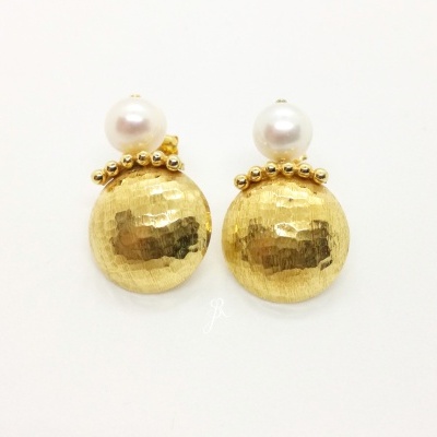 Brincos pérolas barrocas 10mm e pepita 21mm diâmetro com banho de ouro B1284 DV
