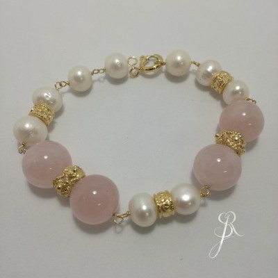 Pulseira de perolas barrocas10mm pedras naturais quartz rosa 14mm c/aplicações Prata 925 com banho de ouro P1361 DV