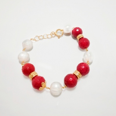 Pulseira de perolas barrocas 10mm pedras naturais rubilite 12mm c/aplicações Prata 925 com banho de ouro P1365 DV