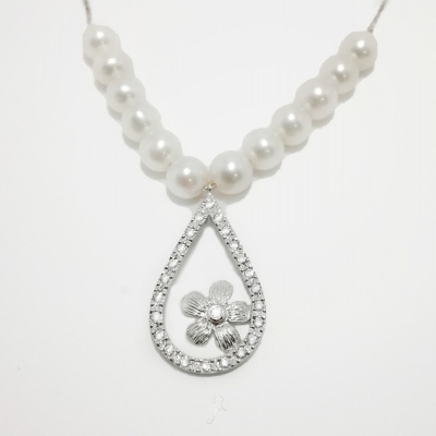 Colar de pérolas 5mm com malha e zirconias prata 925 com banho de ouro ródio C648 R