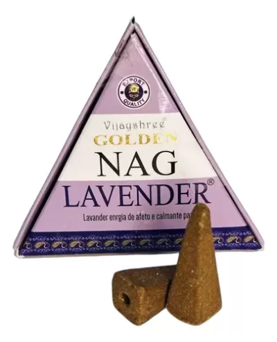 Incenso em cones com embalagem triangular lilás e branco com texto Golden Nag Lavender.