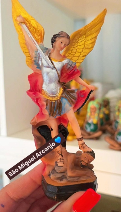 ⚔️ Imagem de São Miguel Arcanjo – Proteção, Justiça e Força Divina 🕊️