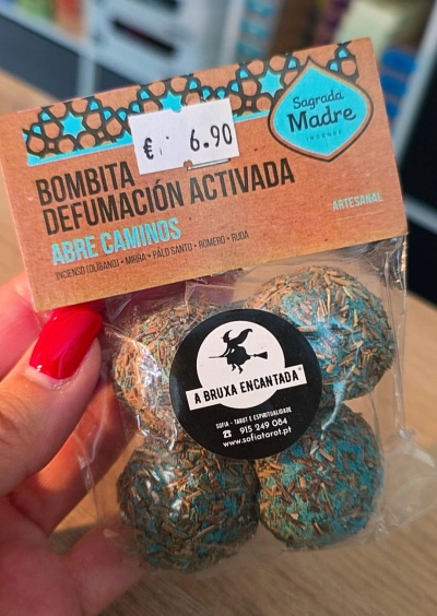 🔮 Bombitas Abre Caminhos – Sagrada Madre (Defumação Ativada)