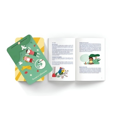 Livros infantis com capa verde ilustrada e texto em português