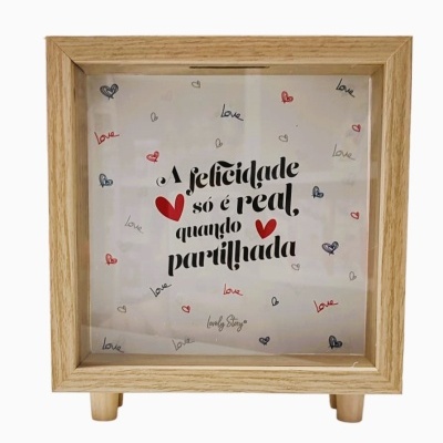 Mealheiro de madeira “A Felicidade só é real quando partilhada” Lovely Story