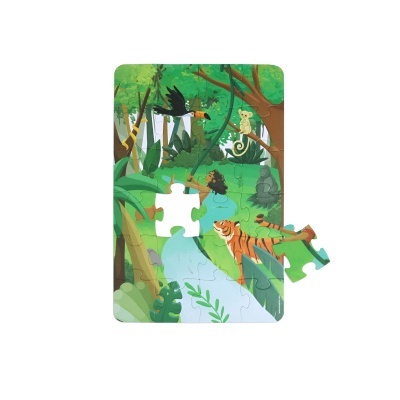 Puzzle infantil com ilustração de floresta, menina e animais