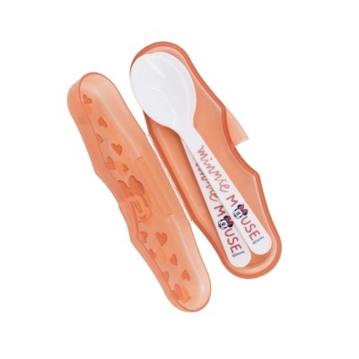 Colher branca com estojo laranja translúcido com corações e texto Minnie Mouse