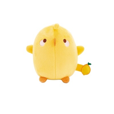 Pelúcia amarela oval com olhos, asas pequenas, pés castanhos e figura de fruta laranja