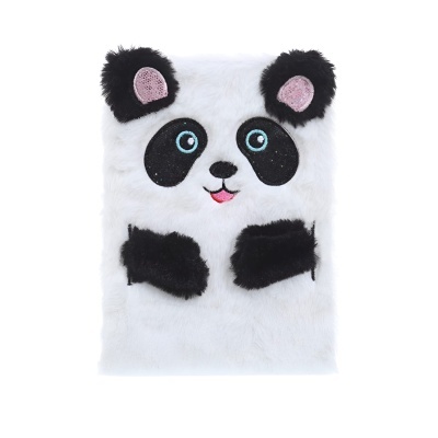 capa de caderno peluda com rosto e patas de panda em preto e branco