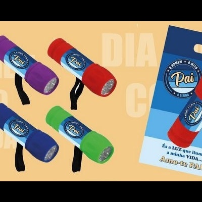 Lanterna "Pai, o Homem, o Mito, a Lenda"