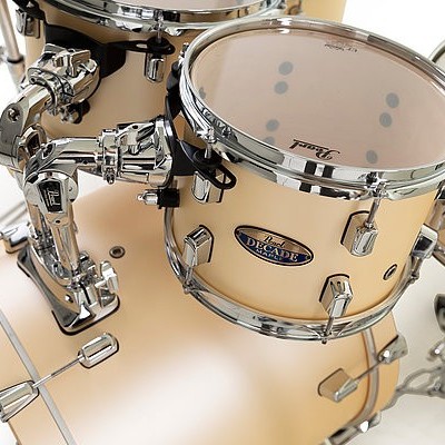 PEARL DECADE MAPLE